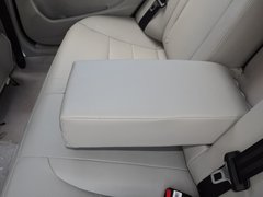 2015款 1.3T 手动 尊贵型