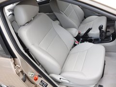 2015款 1.3T 手动 尊贵型