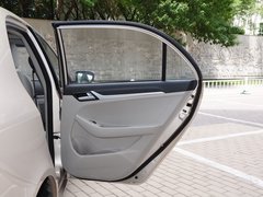 2015款 1.3T 手动 尊贵型