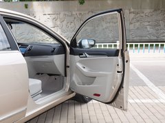 2015款 1.3T 手动 尊贵型