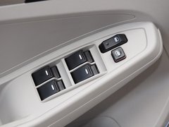 2015款 1.3T 手动 尊贵型