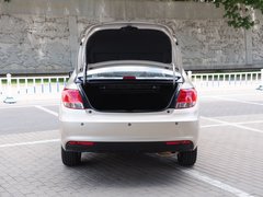 2015款 1.3T 手动 尊贵型