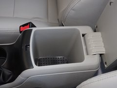 2015款 1.3T 手动 尊贵型