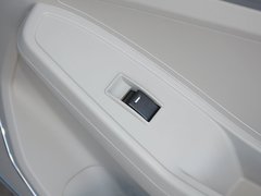 2015款 1.3T 手动 尊贵型
