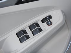 2015款 1.3T 手动 尊贵型