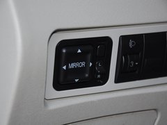 2015款 1.3T 手动 尊贵型