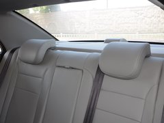 2015款 1.3T 手动 尊贵型