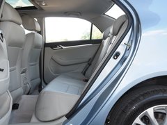 2015款 1.3T 手动 尊贵型