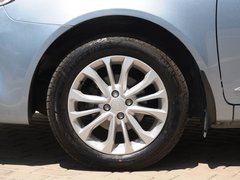 2015款 1.3T 手动 尊贵型