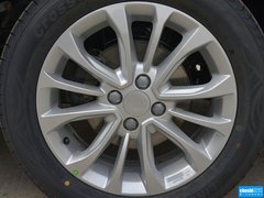 2015款 1.3T 手动 尊贵型