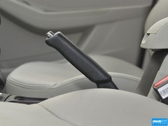 2015款 1.3T 手动 尊贵型