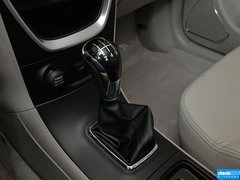 2015款 1.3T 手动 尊贵型