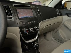 2015款 1.3T 手动 尊贵型