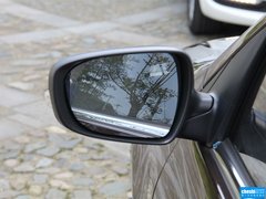 2015款 1.3T 手动 尊贵型