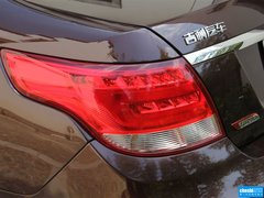 2015款 1.3T 手动 尊贵型