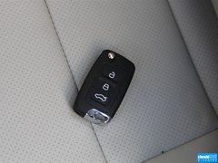 2015款 1.3T 手动 尊贵型