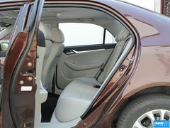 2015款 1.3T 手动 尊贵型