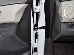 2015款 赛欧3 1.3L 手动 理想天窗版