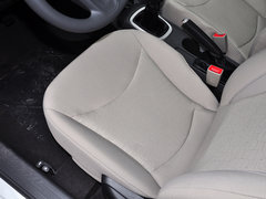2015款 赛欧3 1.3L 手动 理想天窗版