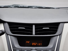 2015款 赛欧3 1.3L 手动 理想天窗版