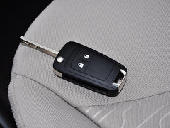 2015款 赛欧3 1.3L 手动 理想天窗版