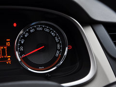 2015款 赛欧3 1.3L 手动 理想天窗版