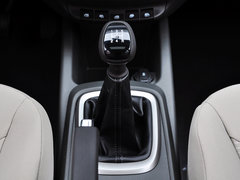 2015款 赛欧3 1.3L 手动 理想天窗版
