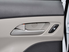 2015款 赛欧3 1.3L 手动 理想天窗版