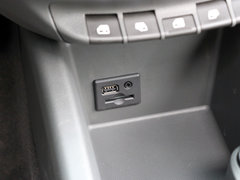 2015款 赛欧3 1.5L 手动 理想版