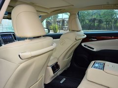 2015款 2.5L 自动 豪华版