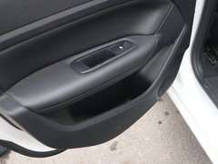 2015款 1.6T 自动 睿驰版