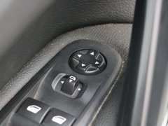 2015款 1.6T 自动 睿驰版