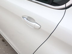 2015款 1.6T 自动 睿驰版