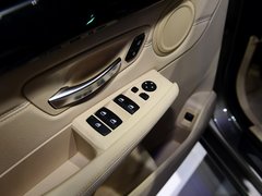 2015款 218i 运动设计套装