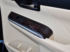 2015款 2.5HG CVT 豪华导航版