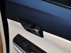 2015款 2.5HG CVT 豪华导航版