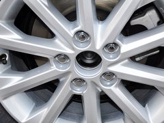 2015款 2.5HG CVT 豪华导航版