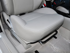 2015款 1.5L 手动 精英型
