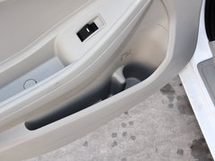 2015款 1.5L 手动 精英型