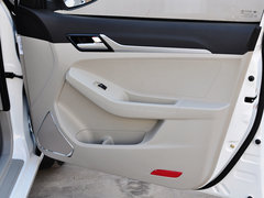 2015款 1.5L 手动 精英型