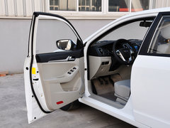 2015款 1.5L 手动 精英型