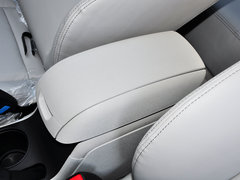 2015款 1.5L 手动 精英型