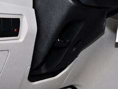 2015款 1.5L 手动 精英型