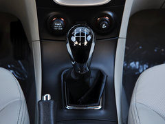 2015款 1.5L 手动 精英型