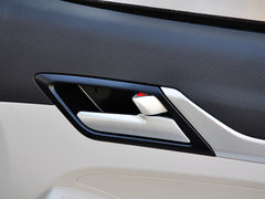 2015款 1.5L 手动 精英型