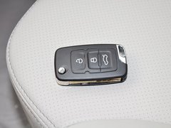 2015款 1.5L 手动 精英型