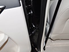 2015款 1.5L 手动 精英型