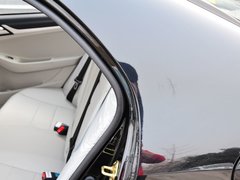 2015款 1.5L 手动 精英型