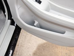 2015款 1.5L 手动 精英型