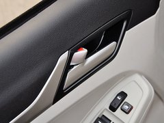 2015款 1.5L 手动 精英型